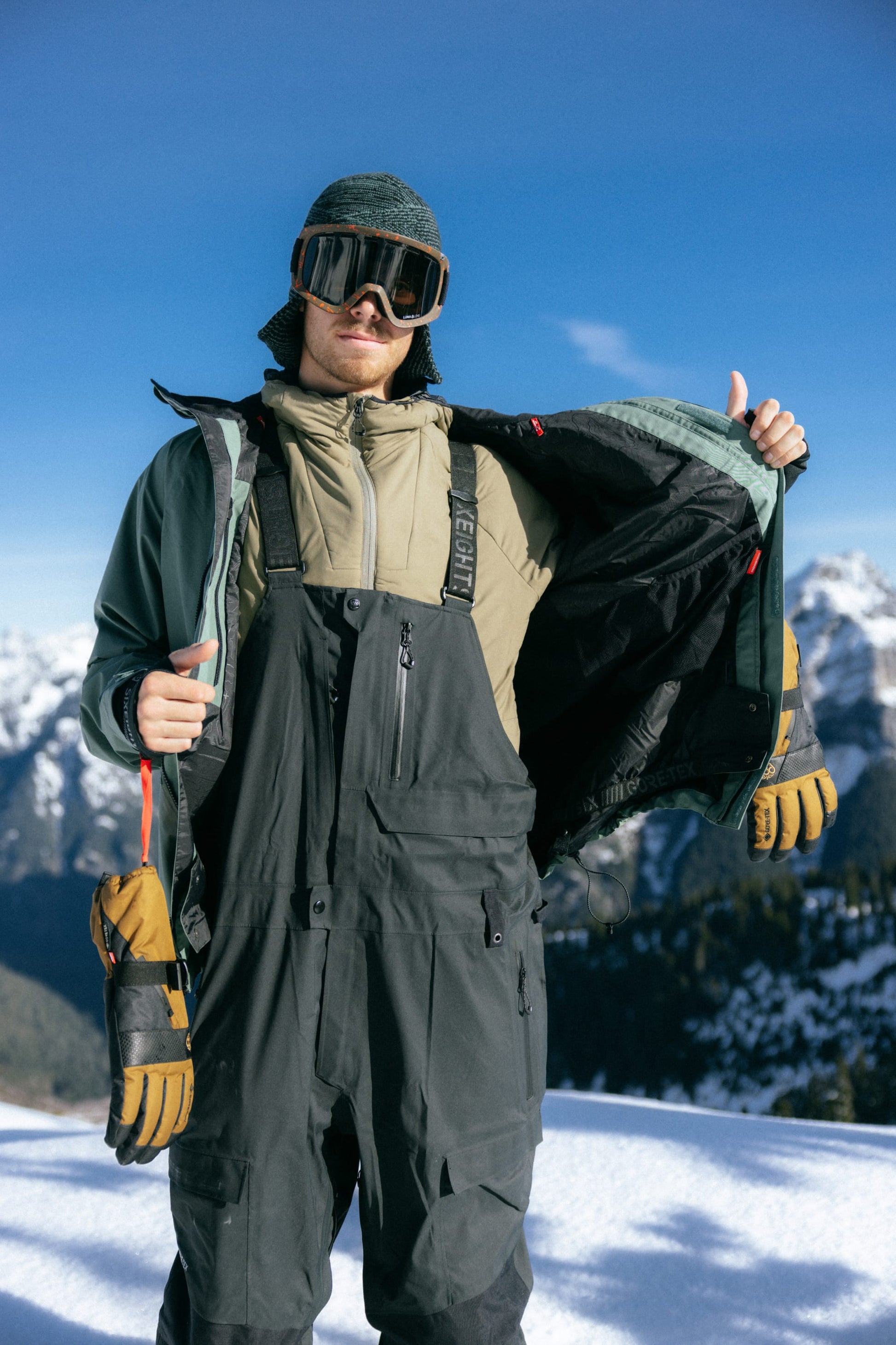 686 Men's GORE-TEX Stretch Dispatch Bib 25 – Ski World